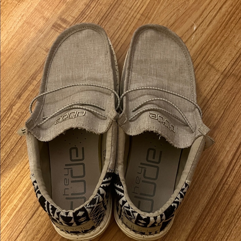 Hey Dude8.5W/7M